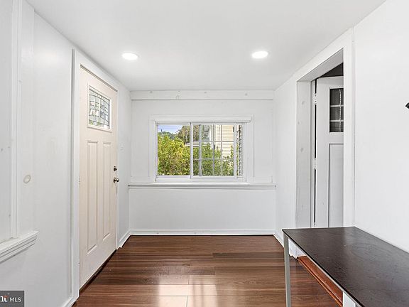 3rd image of 3516 Finlaw Ave