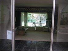 5th image of 1575 N Euclid Ave