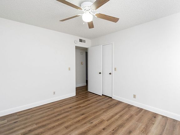 3rd image of 6038 N College Ave