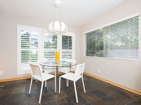 5th image of 4927 La Calandria Dr