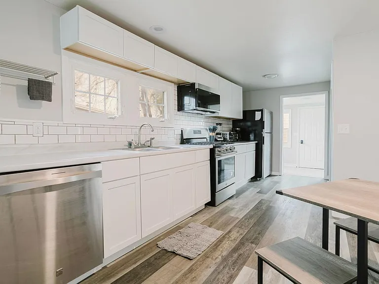 810 Somerset Ave — Photo 13