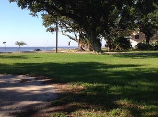 858 E Beach Blvd, Long Beach, MS 39560