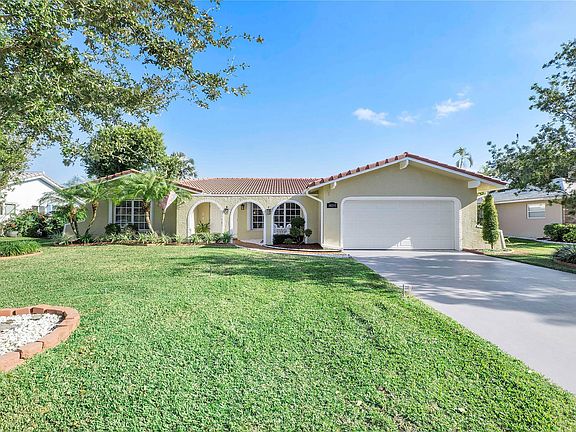 2nd image of 10297 NW 16th Court