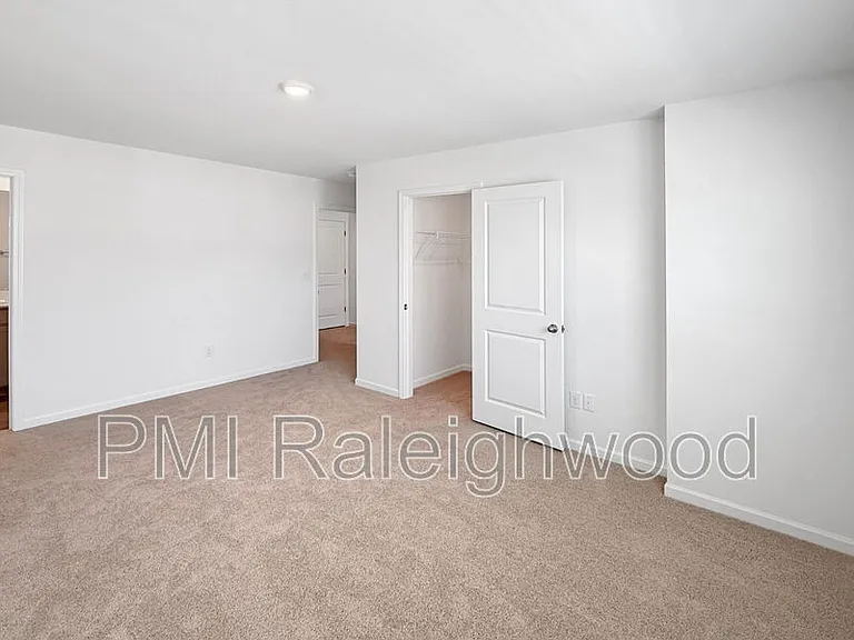 412 Cherry Laurel Dr — Photo 21