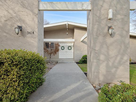 4th image of 3414 W Iris Ave