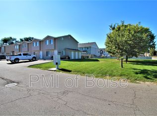 1059 E Iowa Ave #1, Nampa, ID 83686