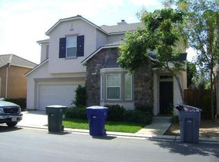 734 W Scandia Ln, Clovis, CA