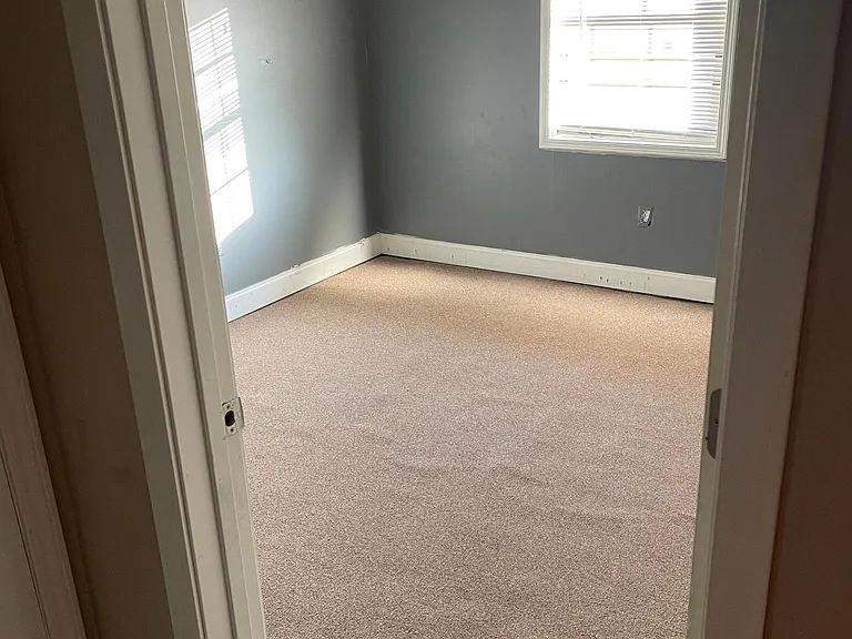 2731 Rutledge Ave — Photo 9
