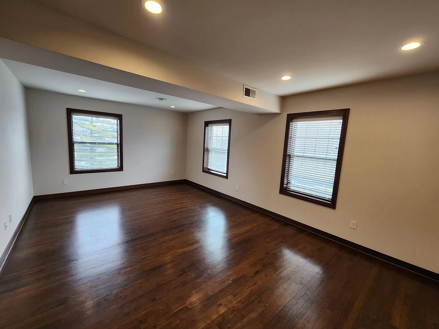 2314 W Wells St. — Photo 3