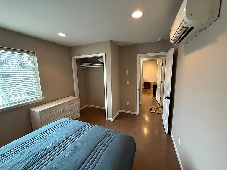 1409 Paris Rd #201 — Photo 26