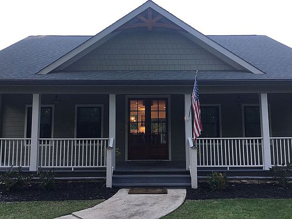 2nd image of 136 Lakemore Dr