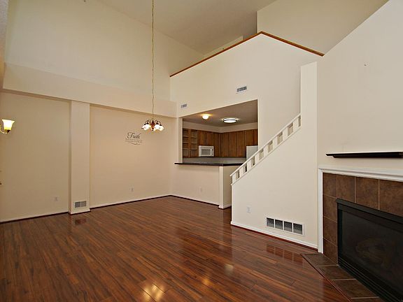 5th image of 15398 Founders Ln