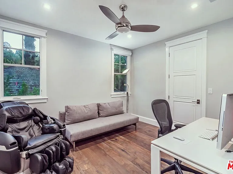 4800 Zelzah Ave — Photo 38