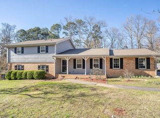 2119 Eastwood Dr, Snellville, GA 30078