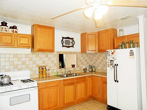 4th image of 4774 County Road 120
