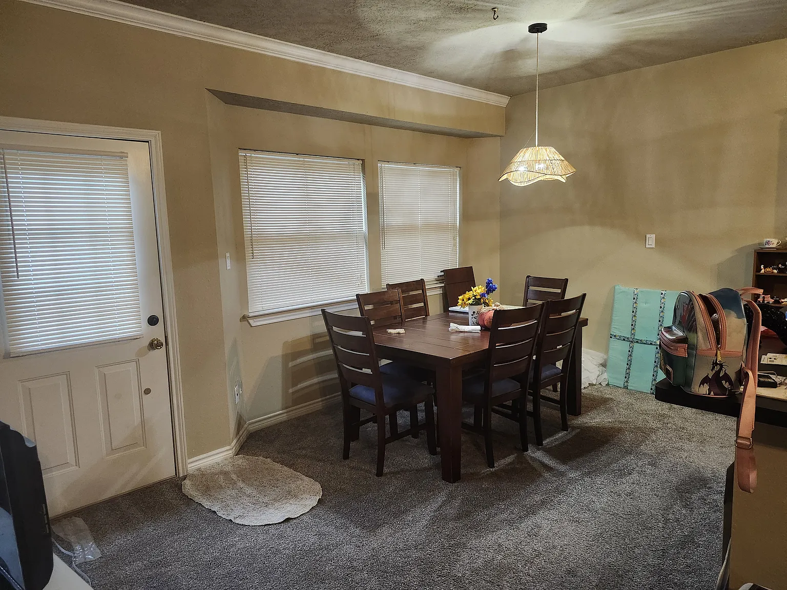 3 bed, 1577 sqft, $750 — Photo 4
