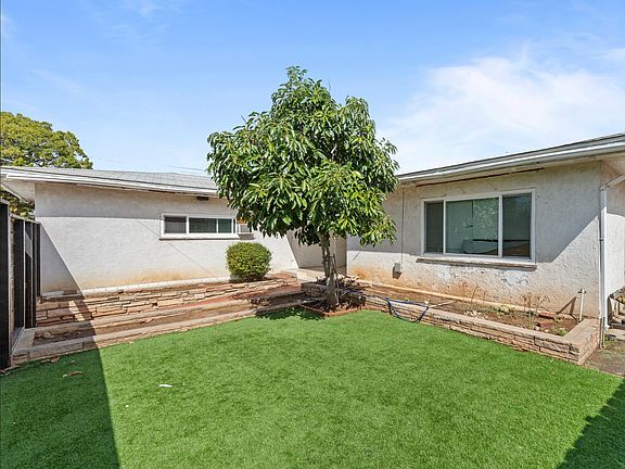 3rd image of 5227 E Falls View Dr