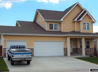 391 Williams Way, Glenrock, WY 82637