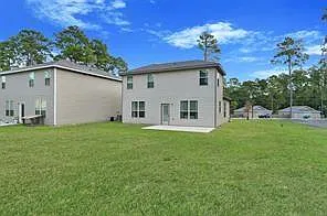 4 bed, 2.5 bath, 1828 sqft, $1,800 — Photo 3