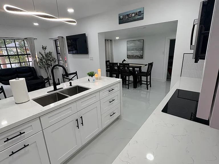 3546 Boca Ciega Dr N — Photo 3