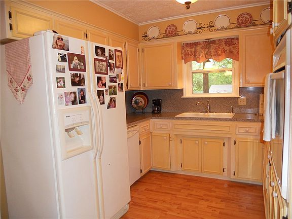 5th image of 1703 N 28th St