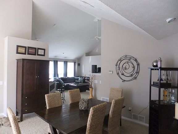 3rd image of 345 E Legend Ct APT C