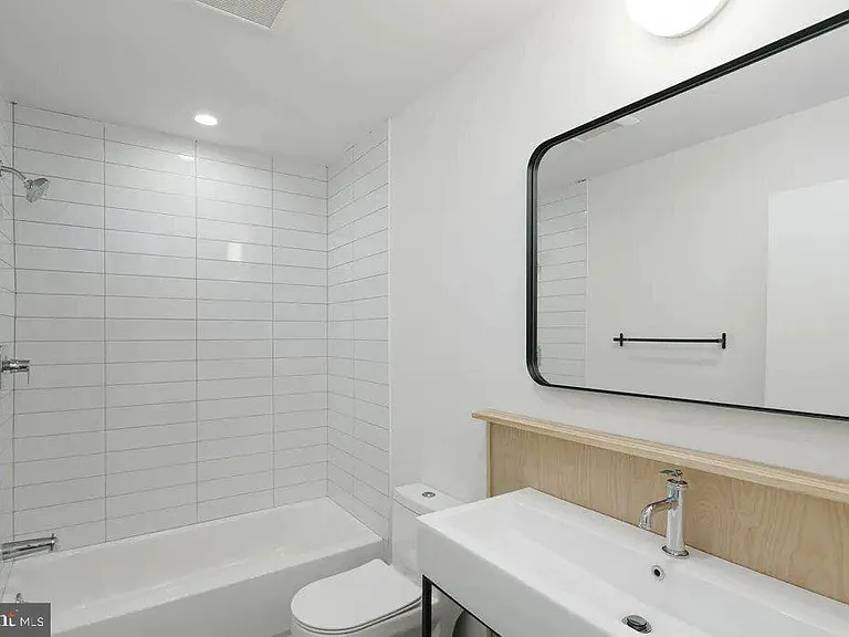2331 Frankford Ave #3 — Photo 11
