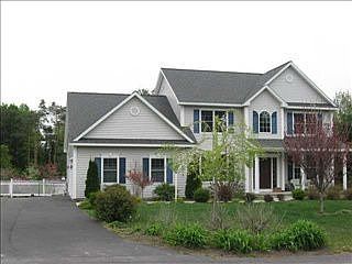5th image of 2 Douglas Ln