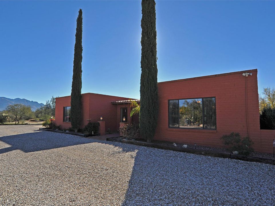 1st image of 10320 N Camino De La Tierra