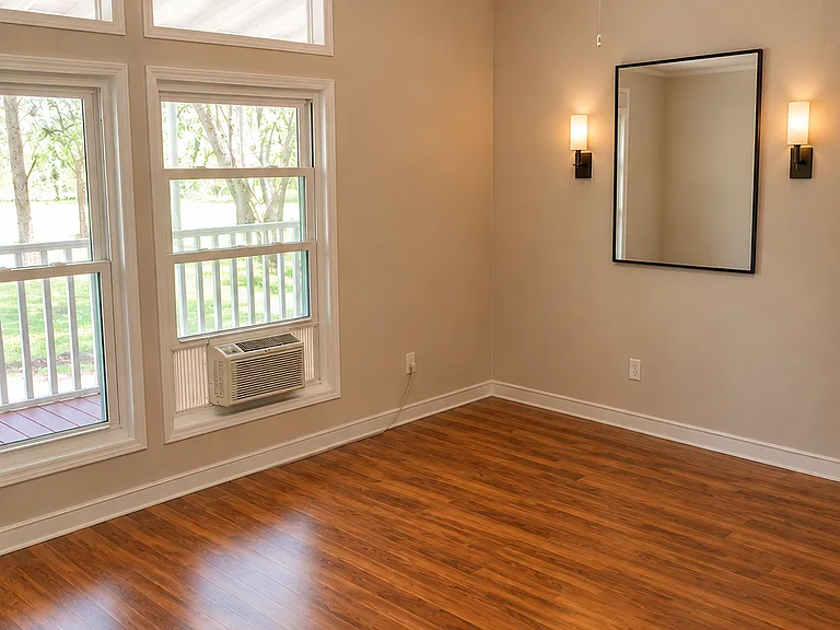 712 Fawn Dr — Photo 6