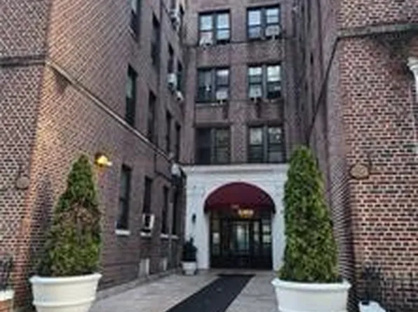 590 Parkside Ave APT 3AW, Brooklyn, NY 11226