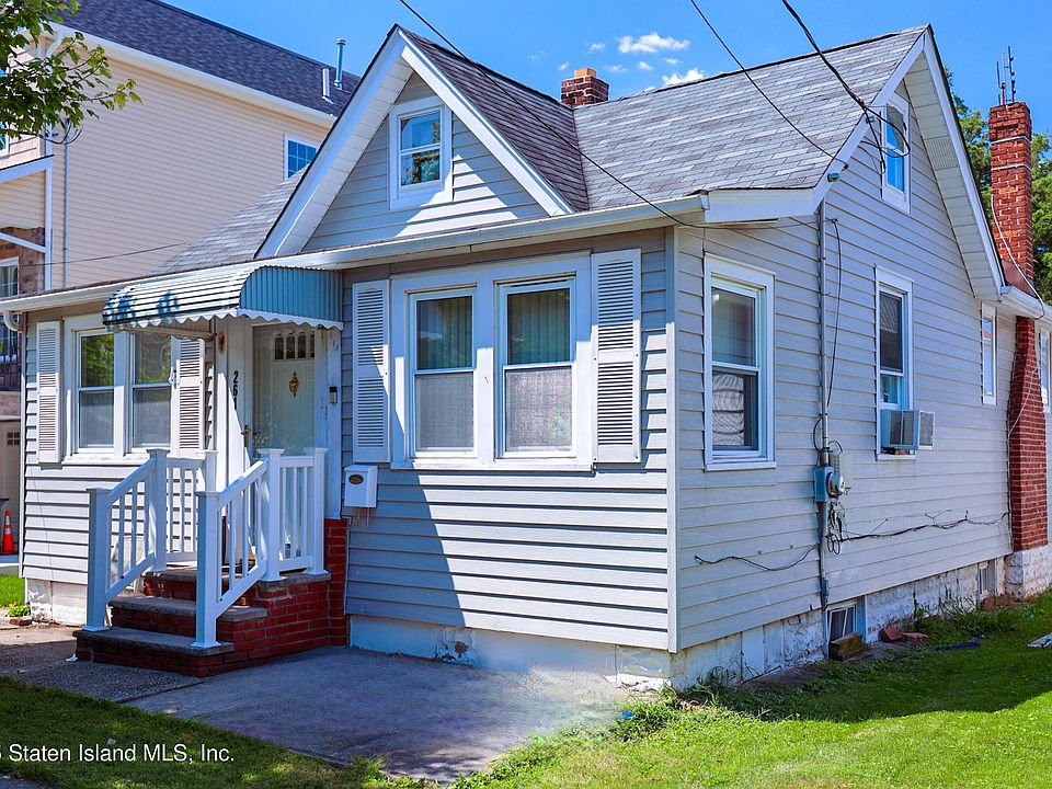 2nd image of 261 Rudyard St