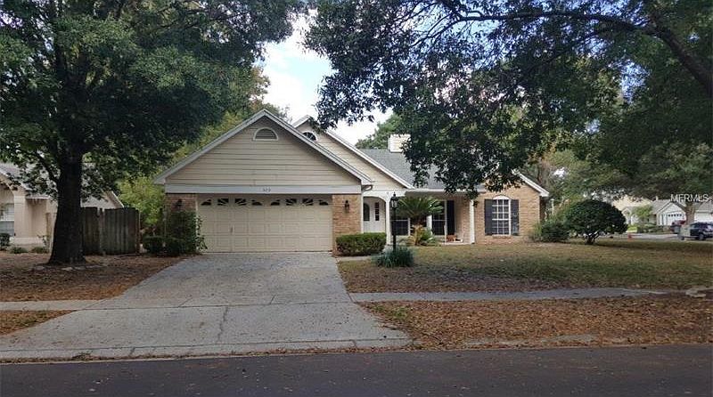 1st image of 320 Silver Pine Dr