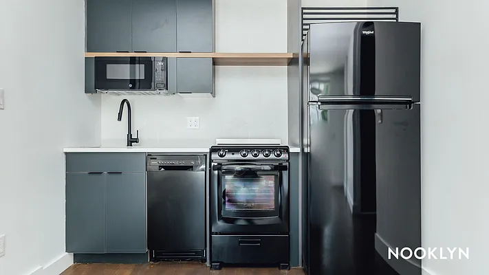 Rented by Nooklyn NYC LLC | media 1
