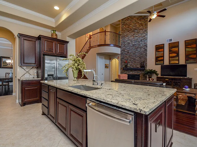 6302 Kennedy Hills Ct — Photo 39