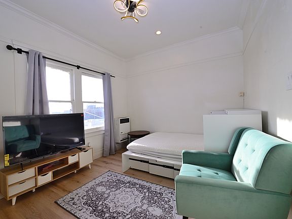 2nd image of 48 Navy St #16