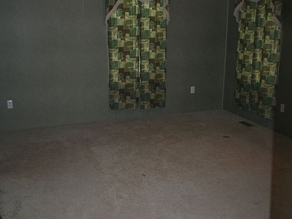 4th image of 104 Rock Lake Ct