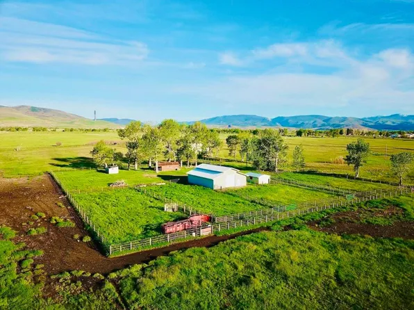 450 Crackerville Rd, Anaconda, MT 59711