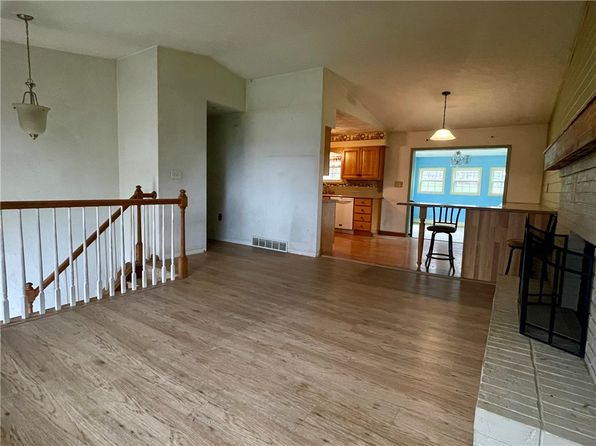 346 Mahood Rd, Butler, PA 16001