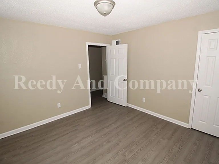 91 Eastview Dr — Photo 11