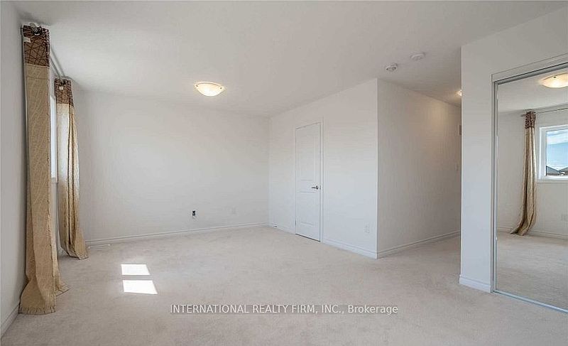 Southgate House for rent - 4 Bedrooms — photo 10