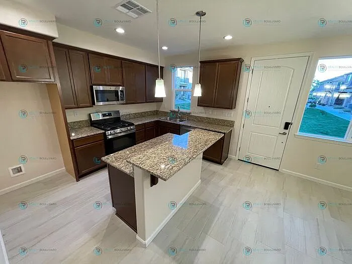1011 Middle Gate Rd #1011 — Photo 24