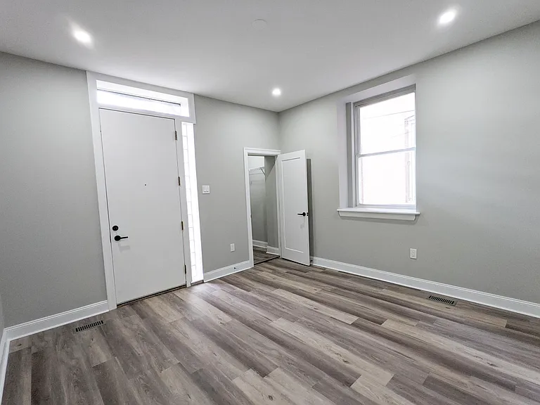 4250 Parkside Ave #1B — Photo 7