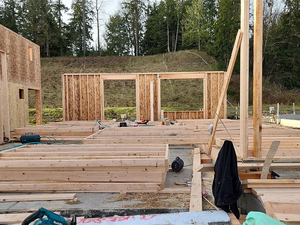 1st image of 10926 43rd Avenue SE #80