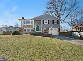 203 Cambridge Dr, Cinnaminson, NJ 08077