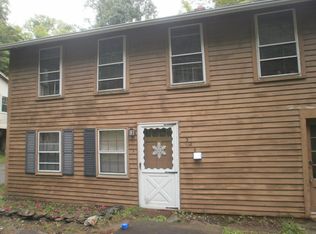 326-326A Gurleyville Rd, Mansfield, CT 06268