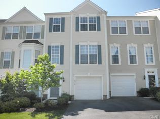 8518 Gateway Rd, Breinigsville, PA 18031