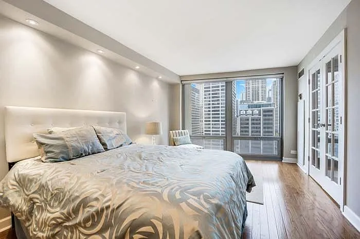 440 N Wabash Ave — Photo 10