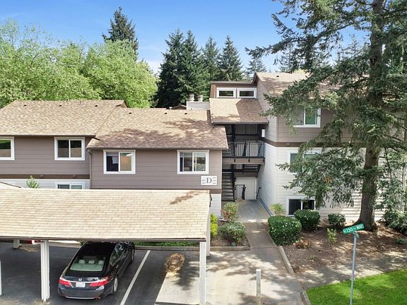 2nd image of 12621 NE 130th Way APT D108