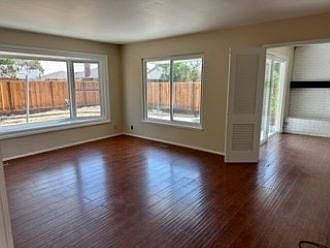 4th image of 5166 Keystone Dr